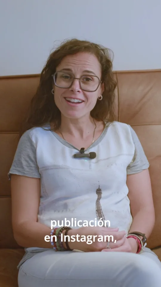 Maribel, alumna del Máster en Constelaciones Familiares, en su vídeo de testimonio